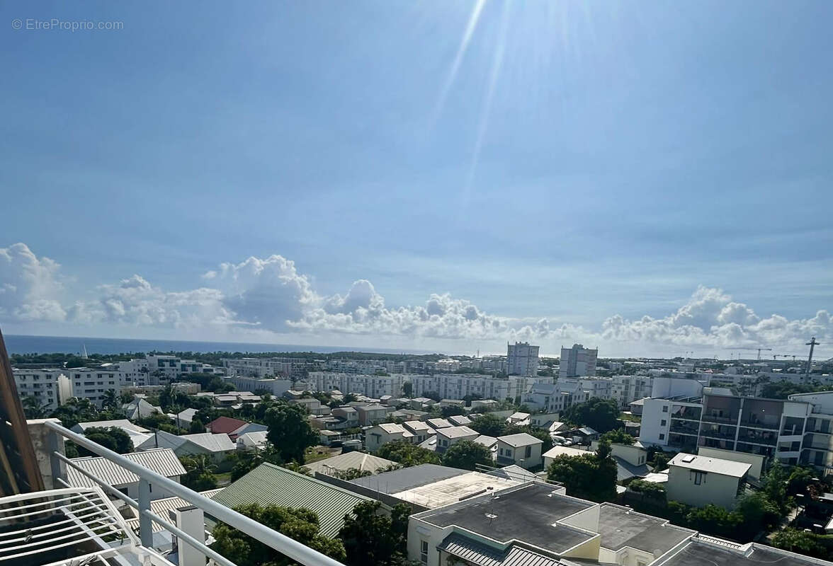 Appartement à SAINT-DENIS