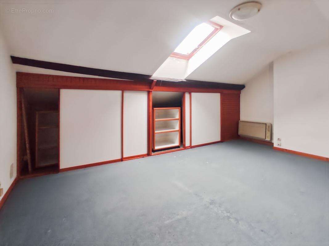 Appartement à SAINT-ASTIER