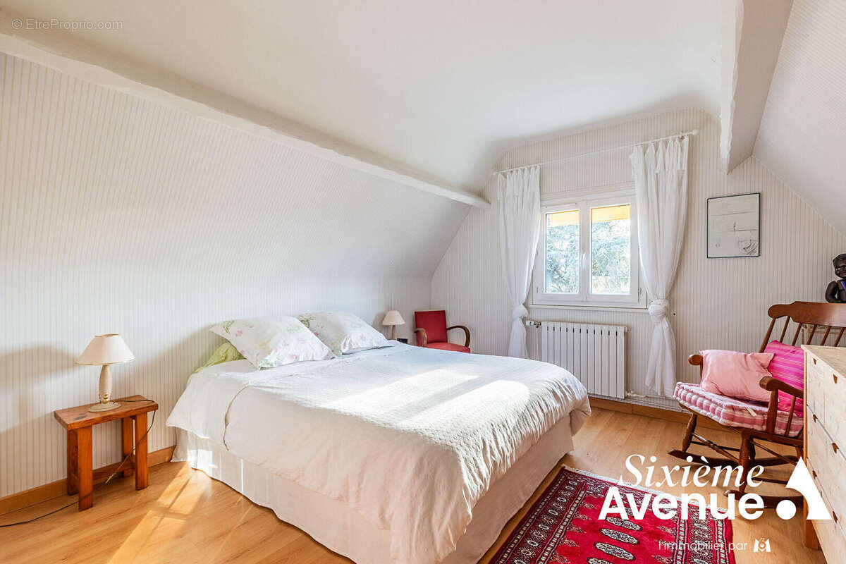 Maison à CHILLY-MAZARIN