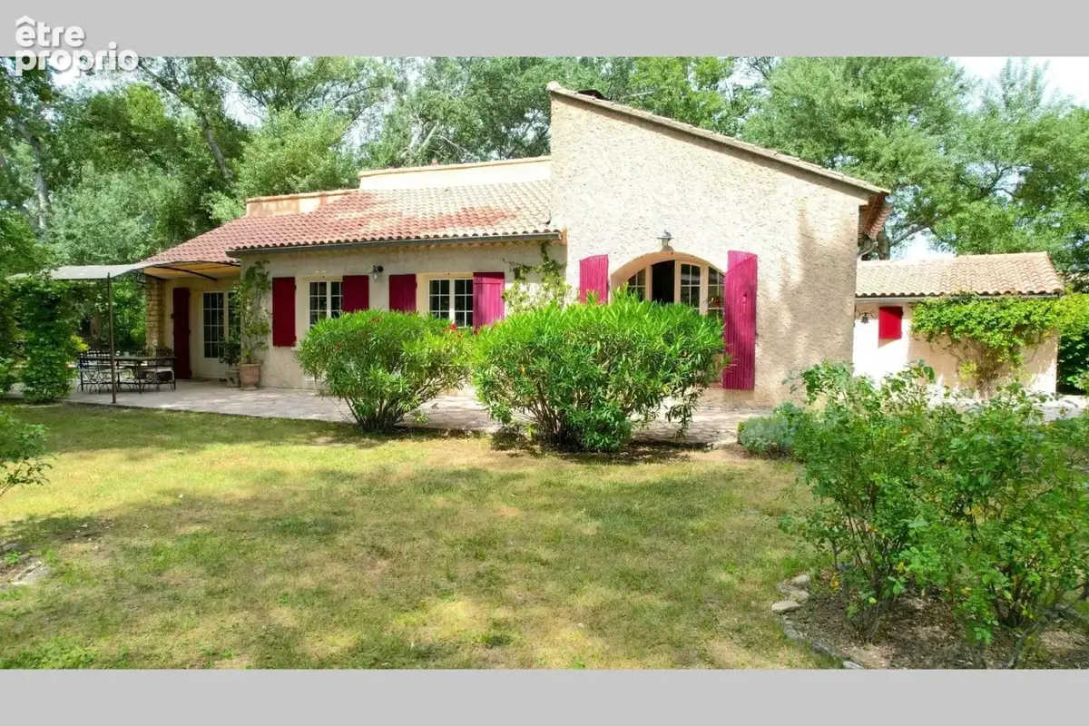 Maison à PERNES-LES-FONTAINES