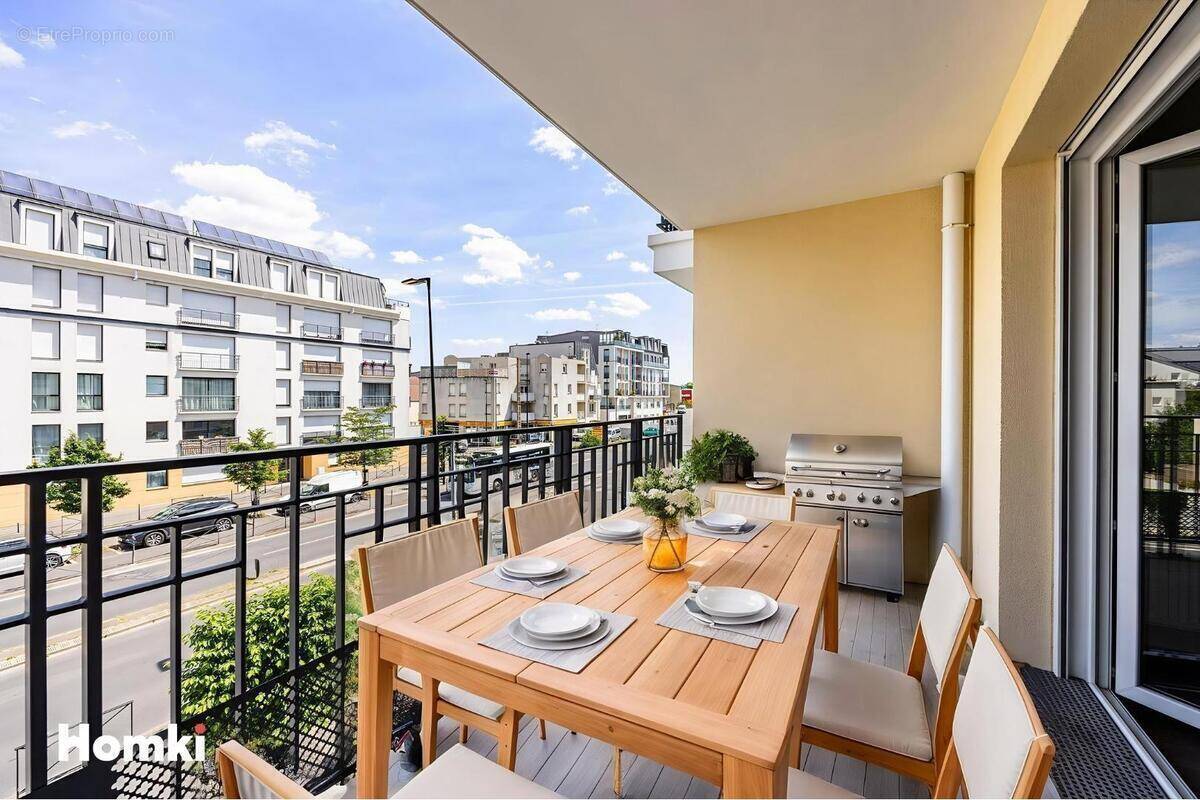 Appartement à SARTROUVILLE