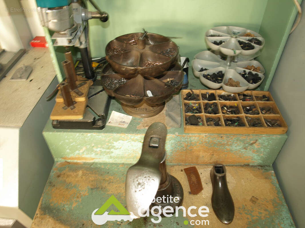 Commerce à COSNE-COURS-SUR-LOIRE