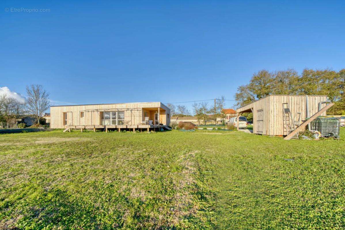 Maison à SAINTE-MEME