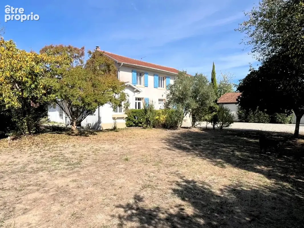 Maison 257m², 5 chambres, 3249m² de terrain, grande dépendance - photo 23
