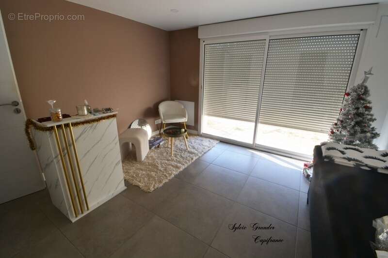 Maison à SAINT-MARTIN-DE-CRAU