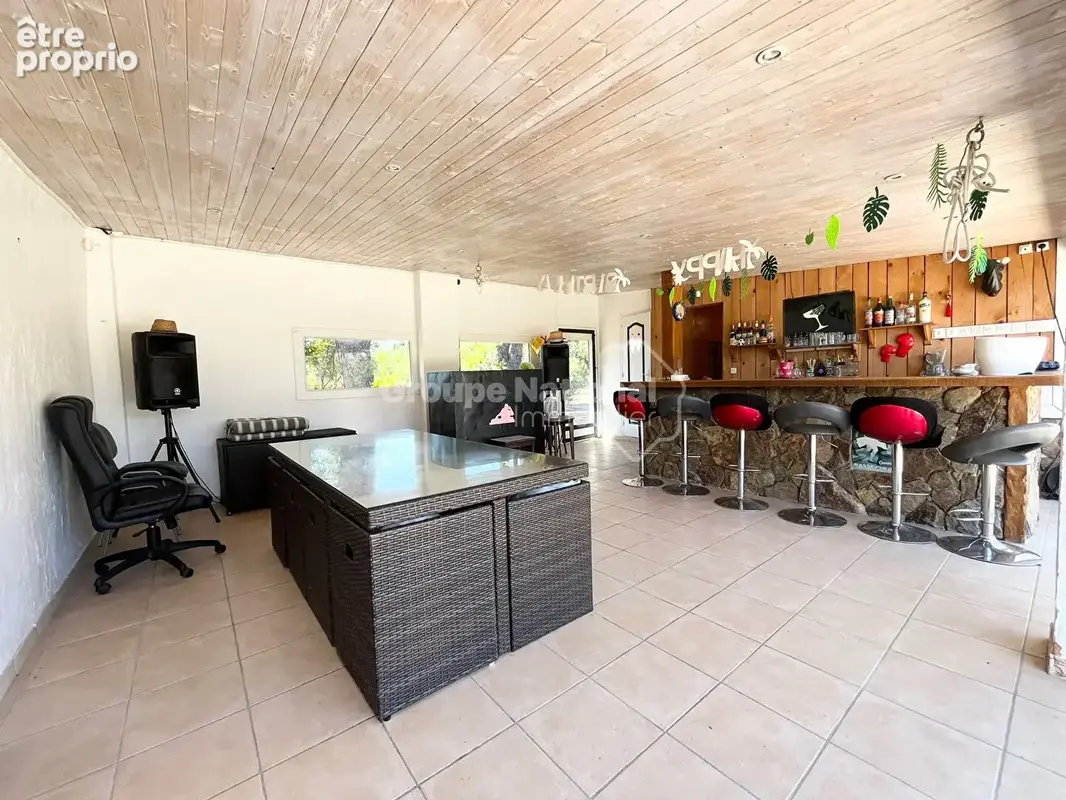Maison individuelle piscine dependance. - photo 14