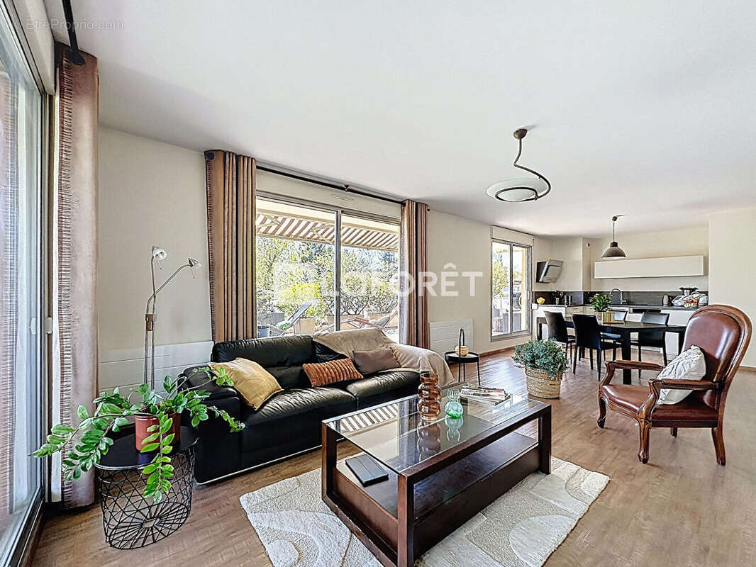 Appartement à TASSIN-LA-DEMI-LUNE