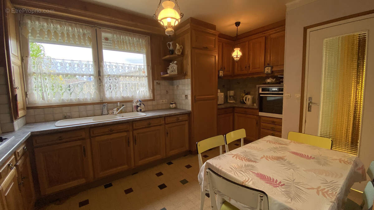 Maison à CHENNEBRUN