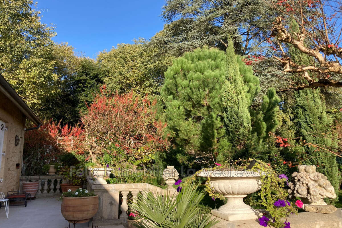 Maison à SARLAT-LA-CANEDA