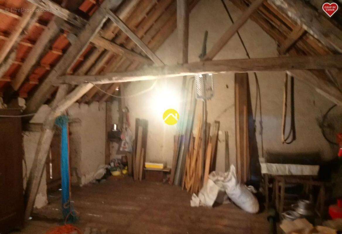 Maison à SAINT-AMAND-MONTROND