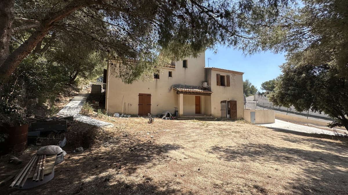 Maison à MARSEILLE-15E