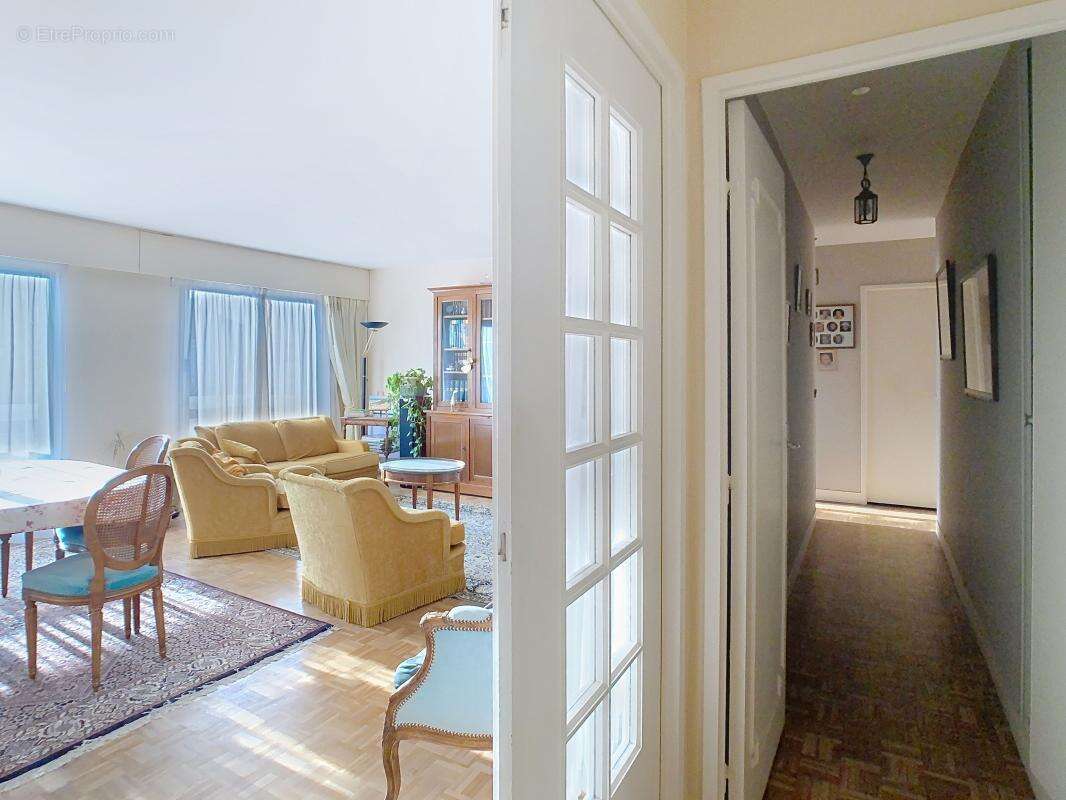 Appartement à ISSY-LES-MOULINEAUX