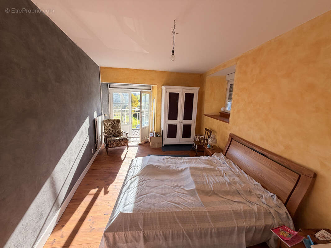 Maison à NEUVEGLISE