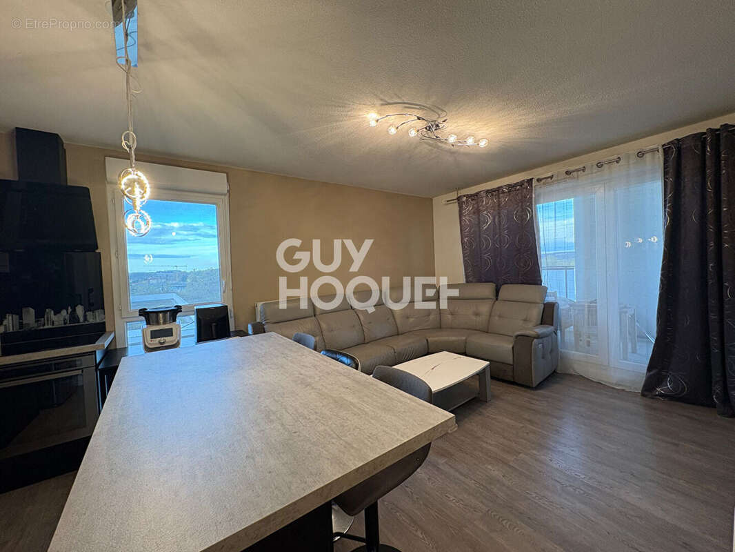 Appartement à GIVORS