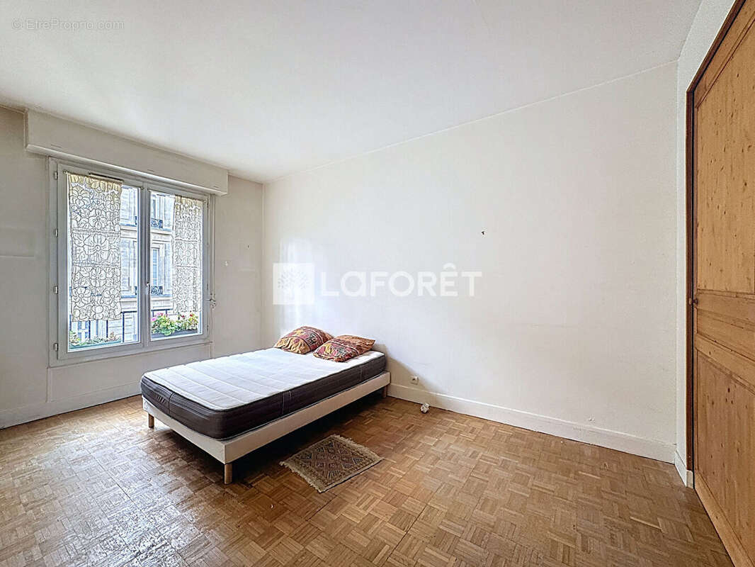 Appartement à PARIS-8E