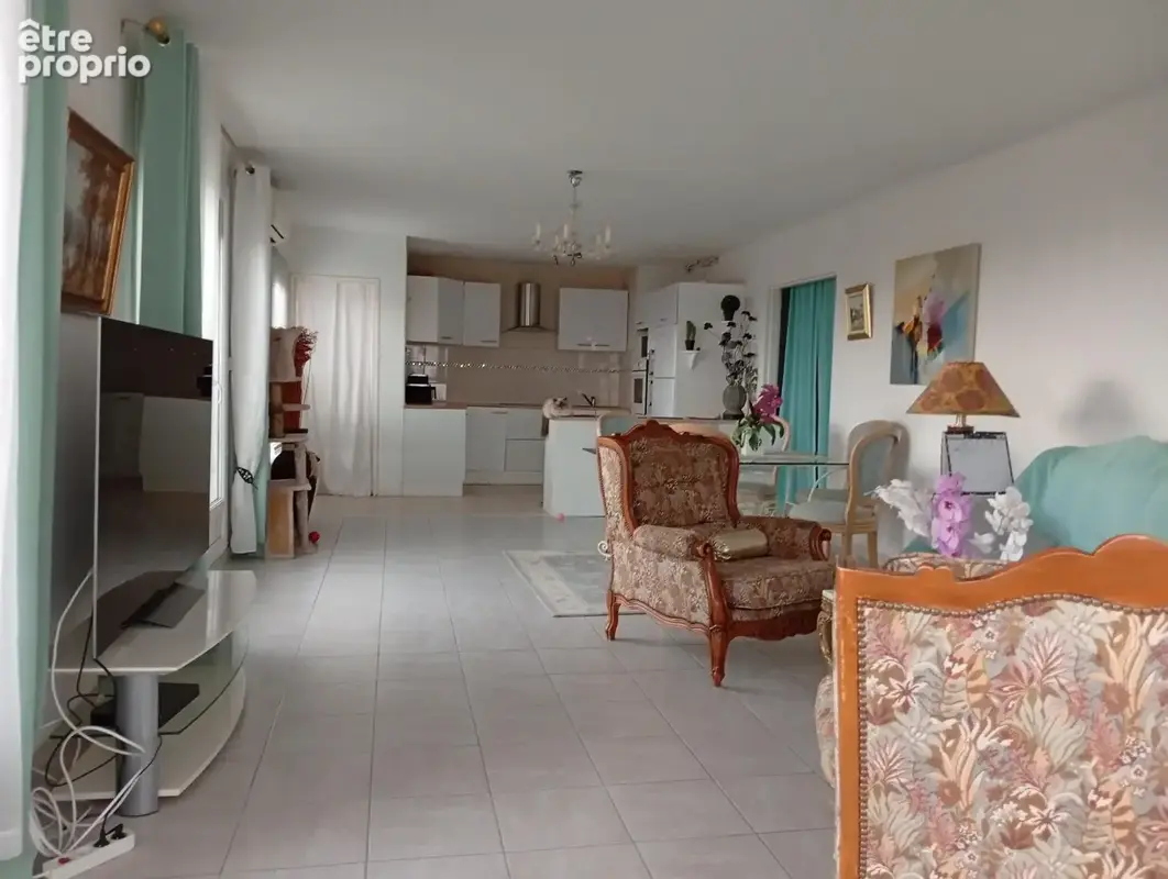 Perpignan Verte Feuille - Appartement T4 de 103m2 - Vue mer - 162000€ - photo 3