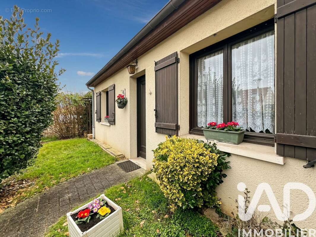 Photo 4 - Maison à PONTAULT-COMBAULT