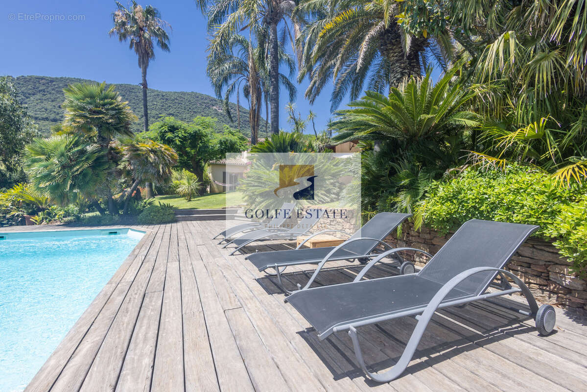 Maison à CAVALAIRE-SUR-MER