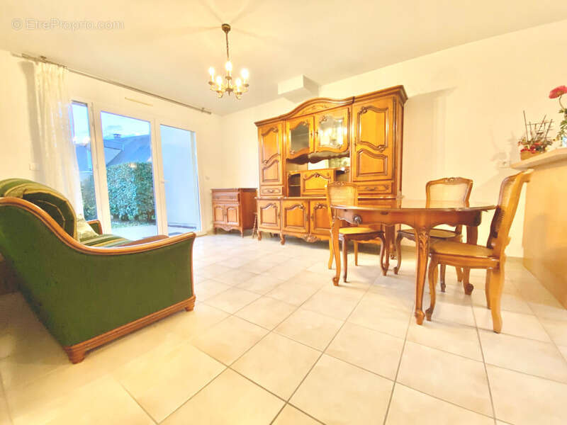 Maison à EQUEMAUVILLE