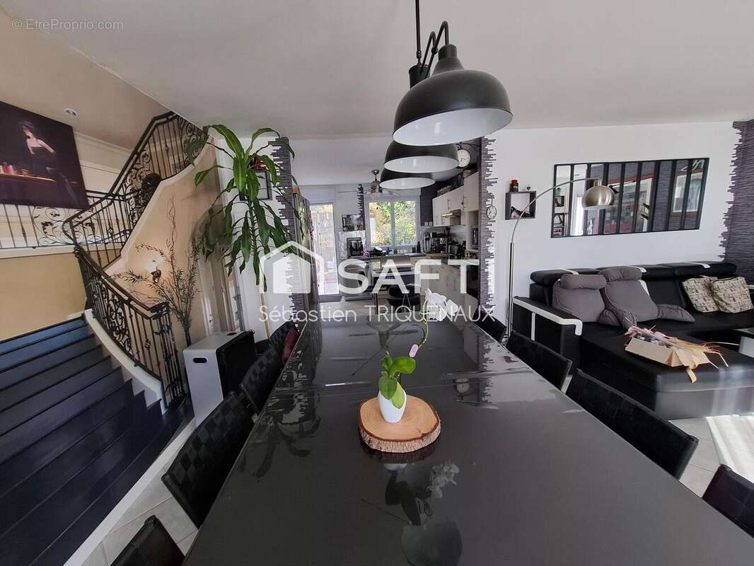 Photo 3 - Maison à MONTREUIL-JUIGNE