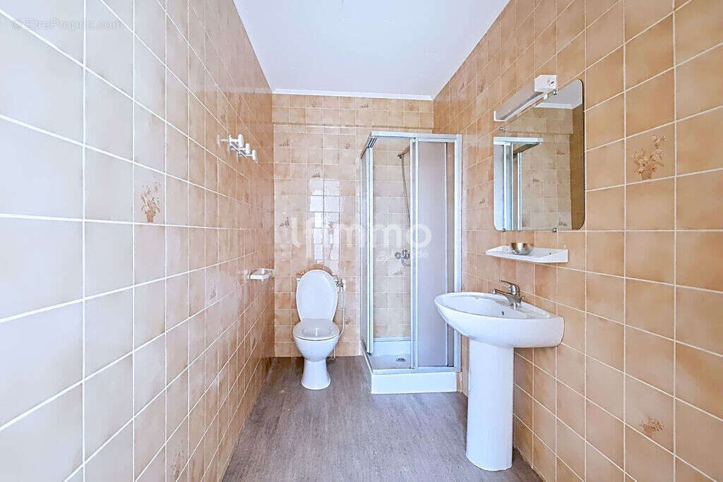 Appartement T3 de 62 m² à Plogonnec 29180 - photo 7