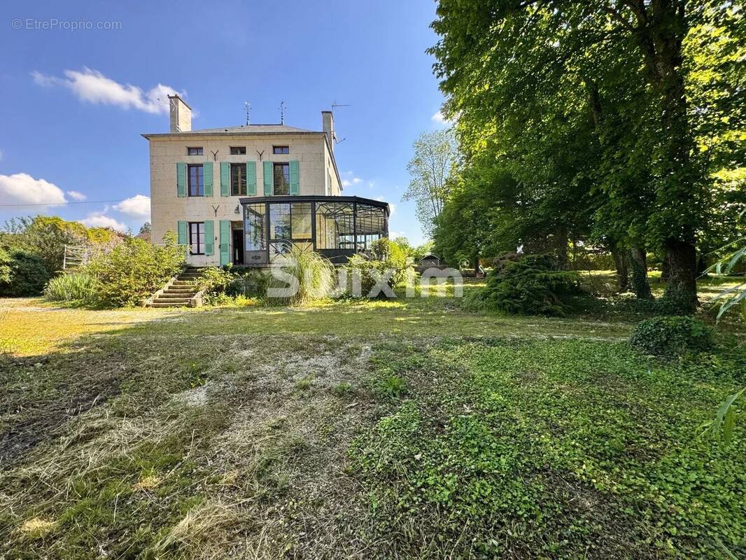 Maison à MONTBARD