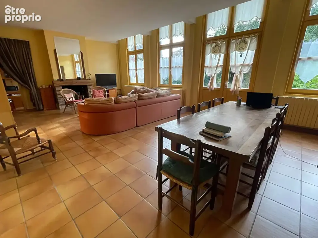 Bar le Duc, proche centre : Maison de caractère avec grand garage et terrain plat - photo 7