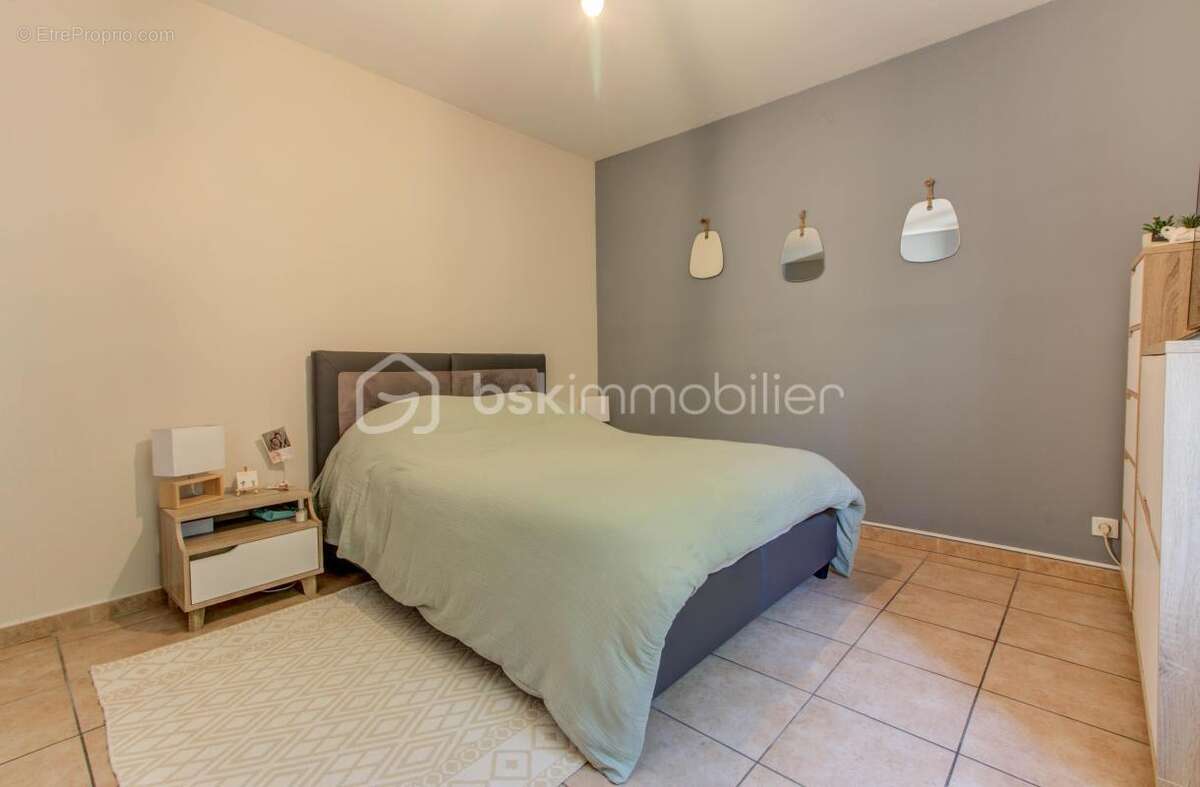 Maison à MONTELIMAR