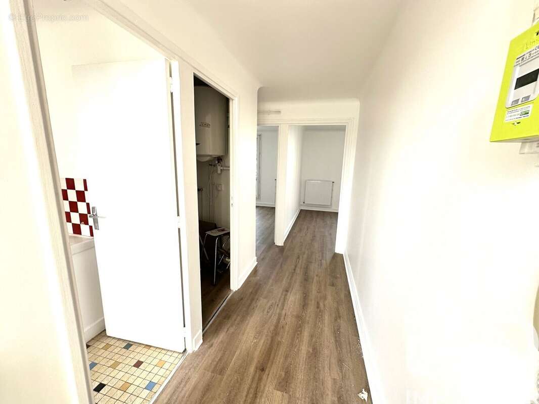 Photo 8 - Appartement à CHOISY-LE-ROI