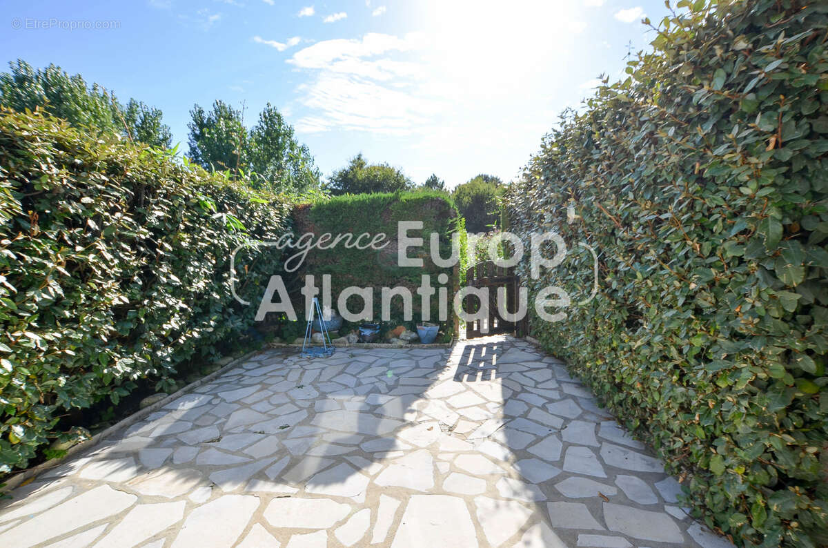 Maison à LES MATHES