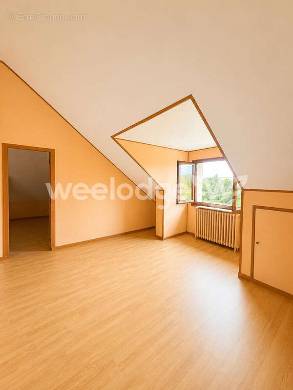 Maison 160 m² à Condecourt  - photo 6