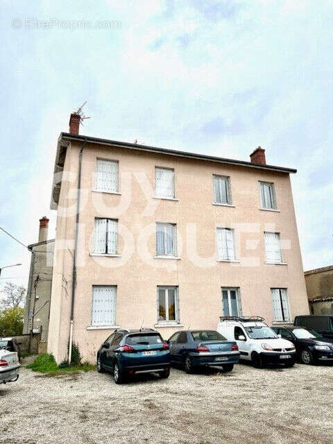 Appartement à MIRIBEL