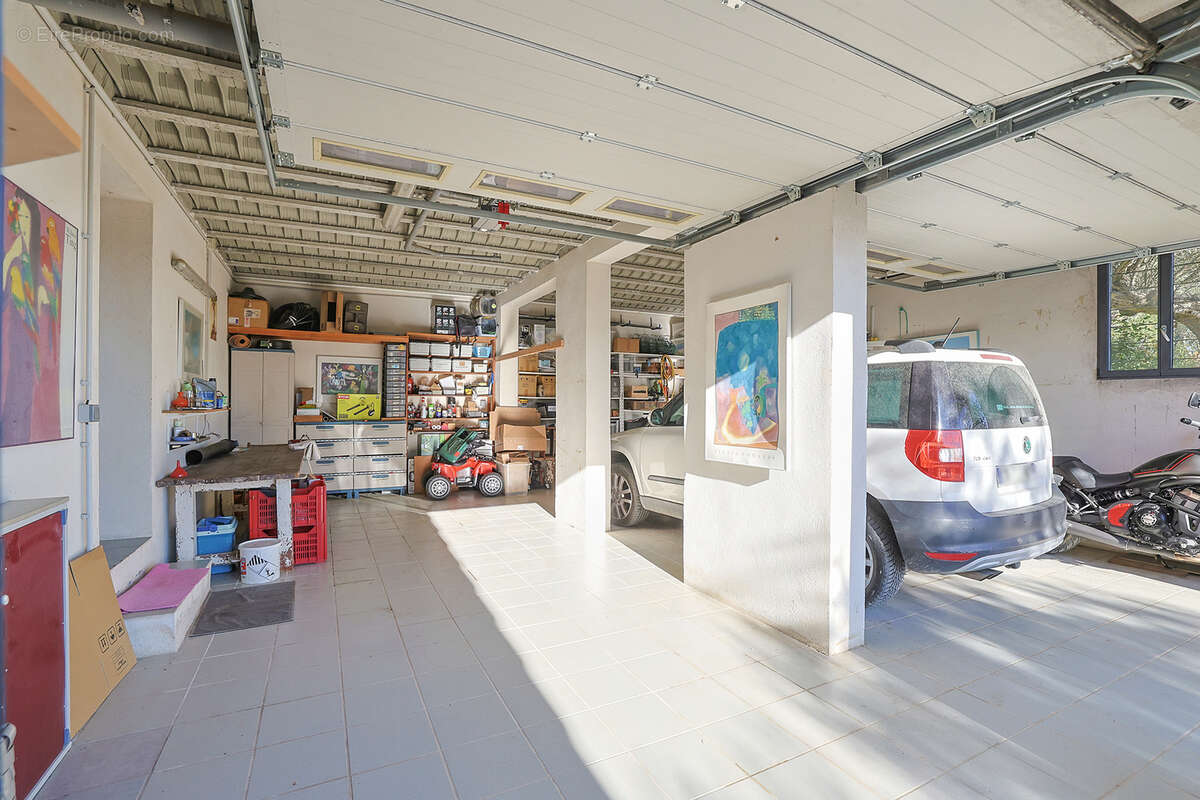 Maison à SOLLIES-PONT