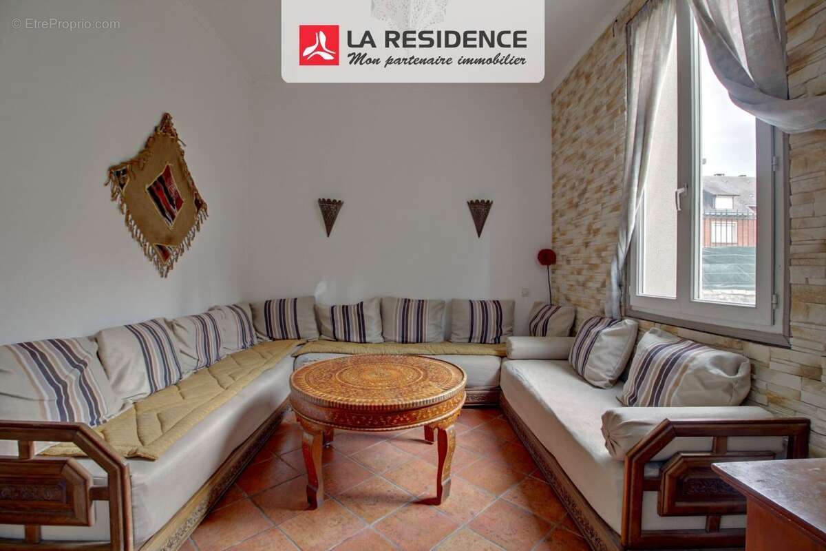 Maison à SAINT-ETIENNE-DU-ROUVRAY