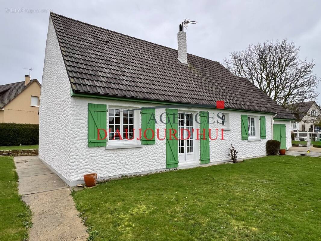 Maison à BASLY