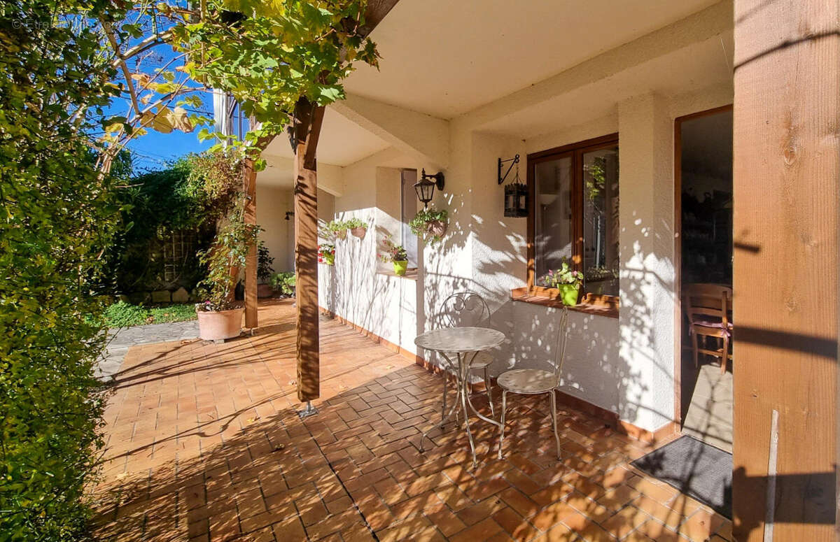 terrasse - Maison à LERAN
