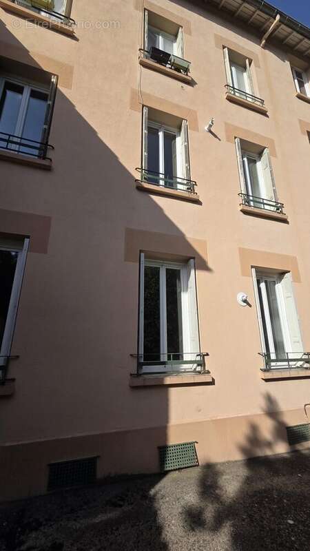 Appartement à SAINT-ETIENNE