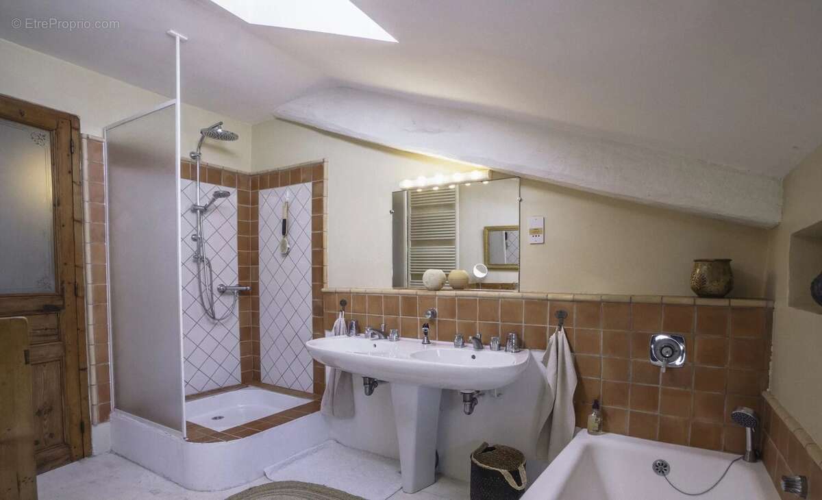 Maison à SAINT-MARTIN-D'ARDECHE