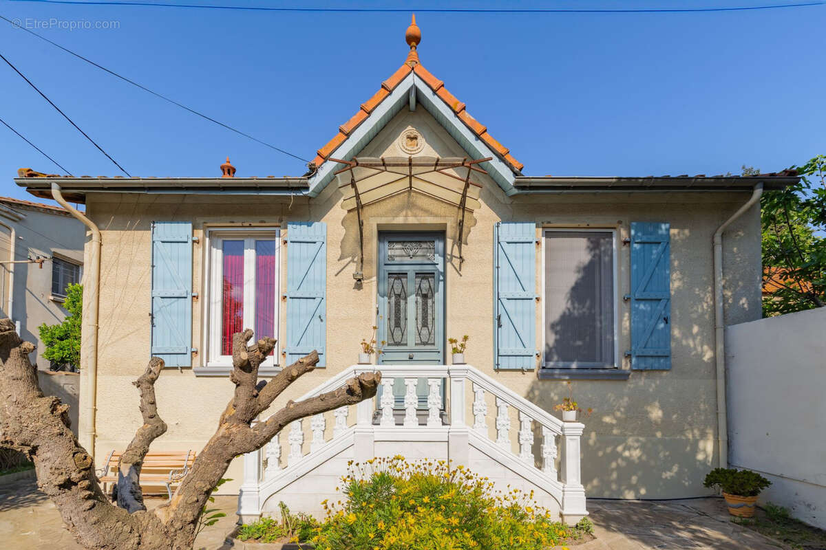 Maison à LEZIGNAN-CORBIERES