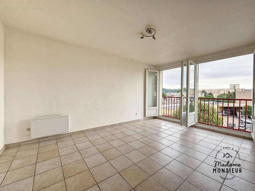 Appartement à BOURGOIN-JALLIEU