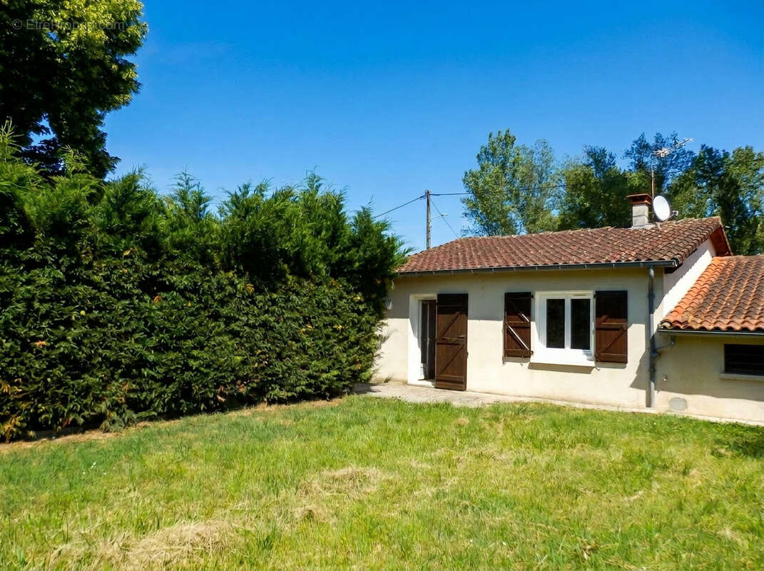 Maison à SAINT-SULPICE