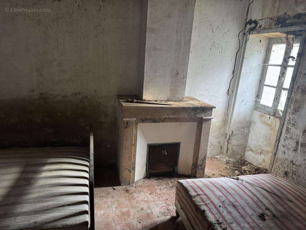 Maison 120 m² à Saint-Hilaire-Sur-Benaize  - photo 12
