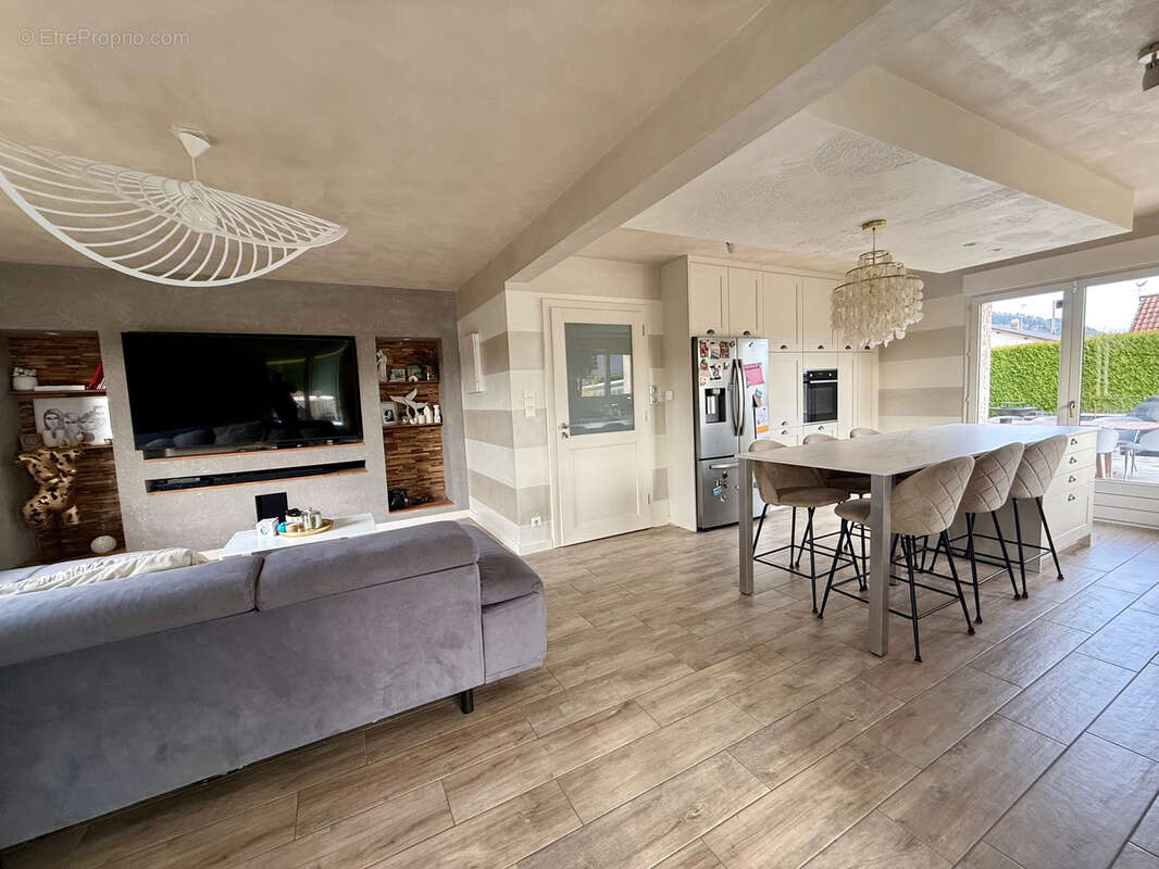 Maison à SAINT-ETIENNE-LES-REMIREMONT