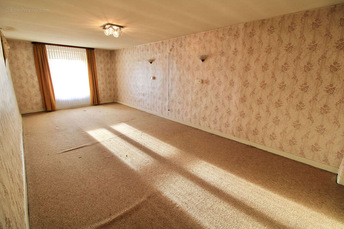 Maison à BOUZONVILLE