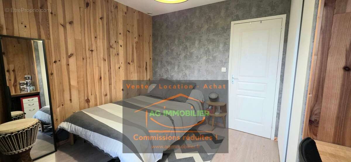 Chambre 3 à l'étage - Maison à GEVEZE