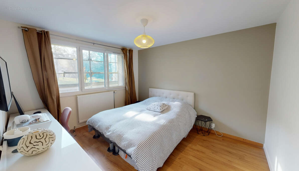 Appartement à GIERES