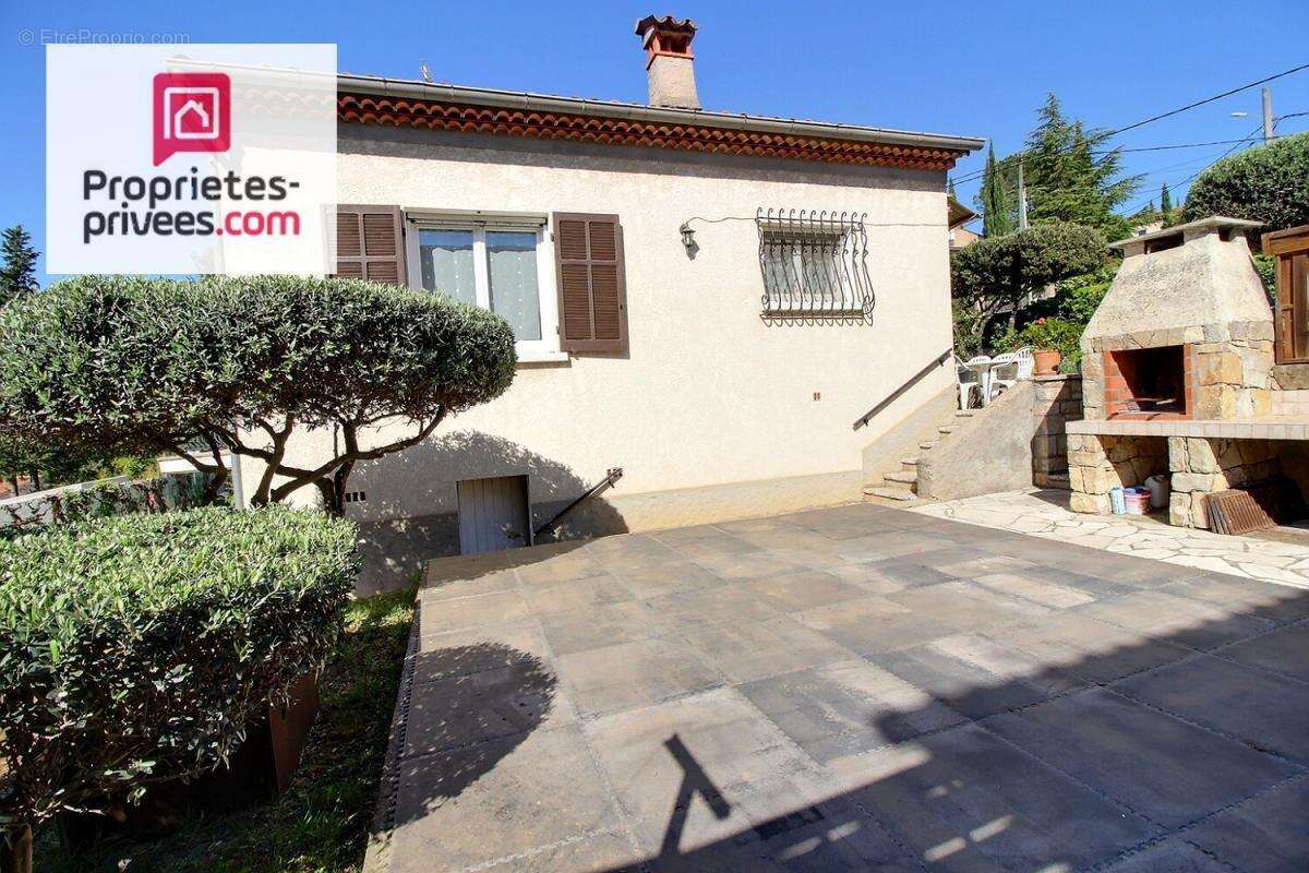 Maison à CARCES