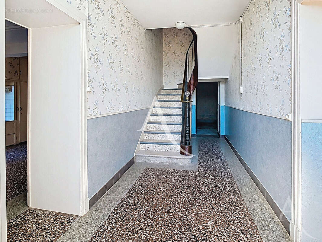 Maison à LONGAGES
