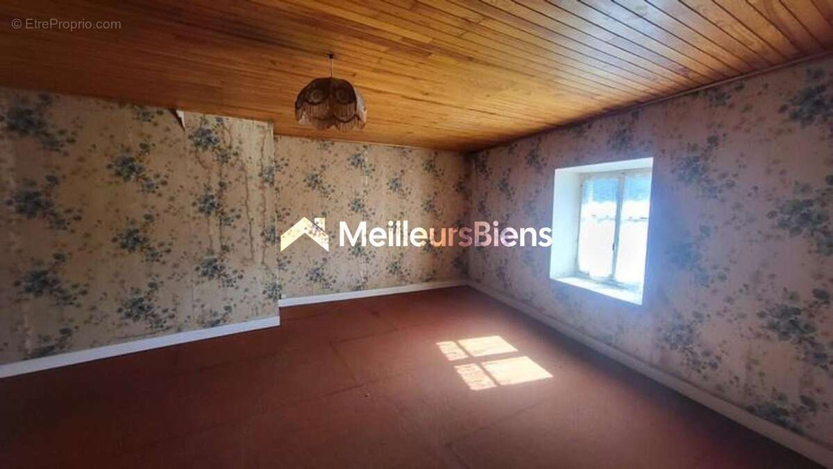 Maison à MONSOLS