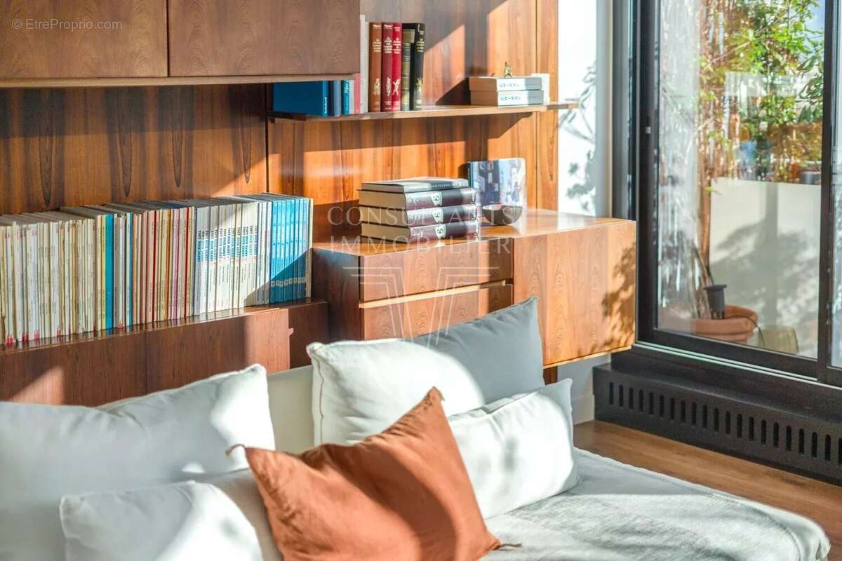 Appartement à PARIS-15E